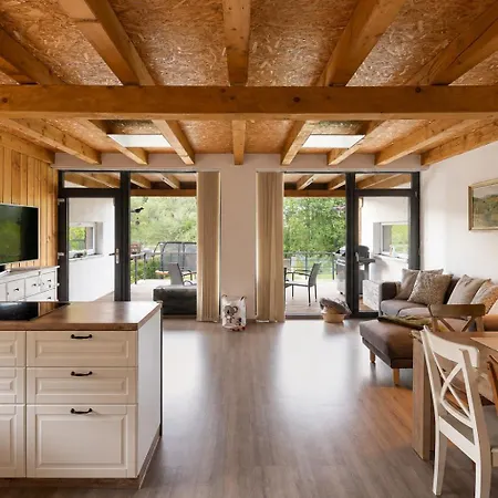 Ferienhaus Goparacov *